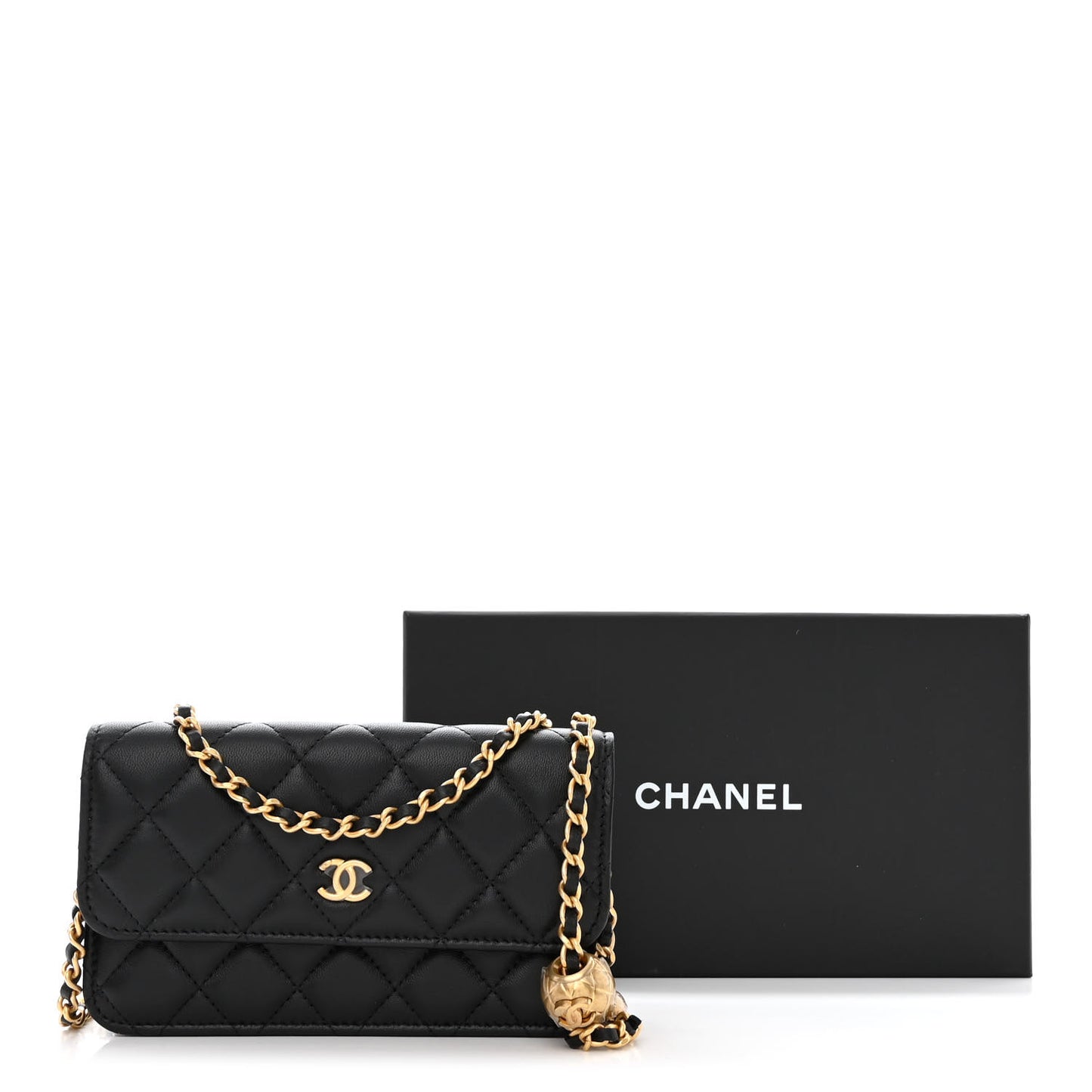 Lambskin Pearl Crush Quilted Flap Phone Holder With Chain Black