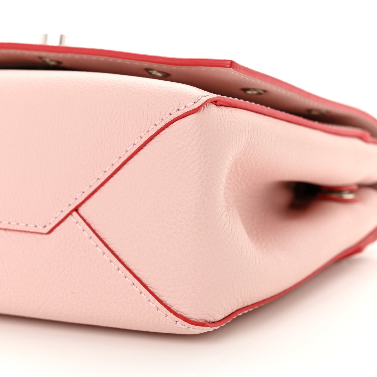 Soft Calfskin Lockme II Chain Rivets BB Rose Ballerine