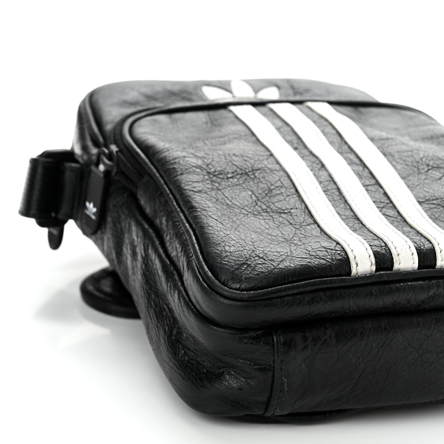 X ADIDAS Agneau Arena Trefoil Logo Messenger Bag Black White