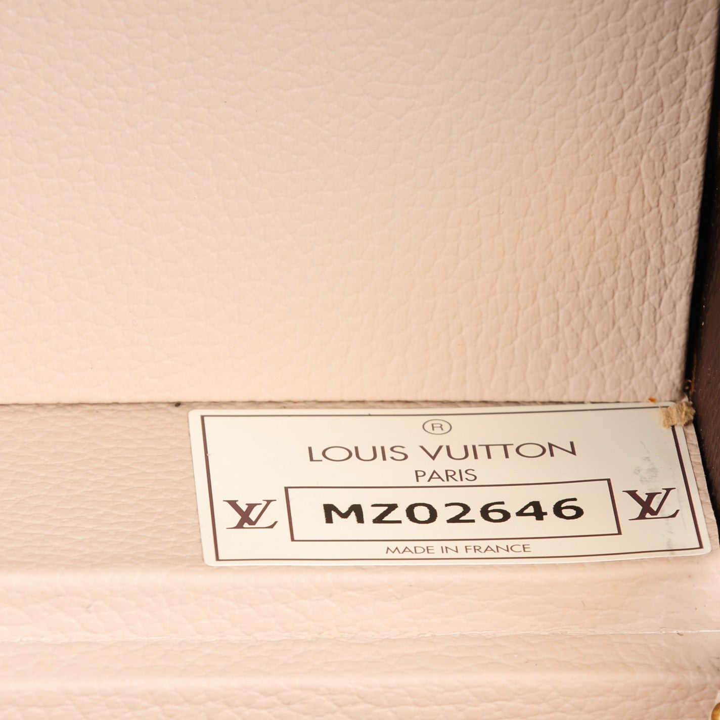 Monogram Boite Flacons Beauty Train Trunk Case