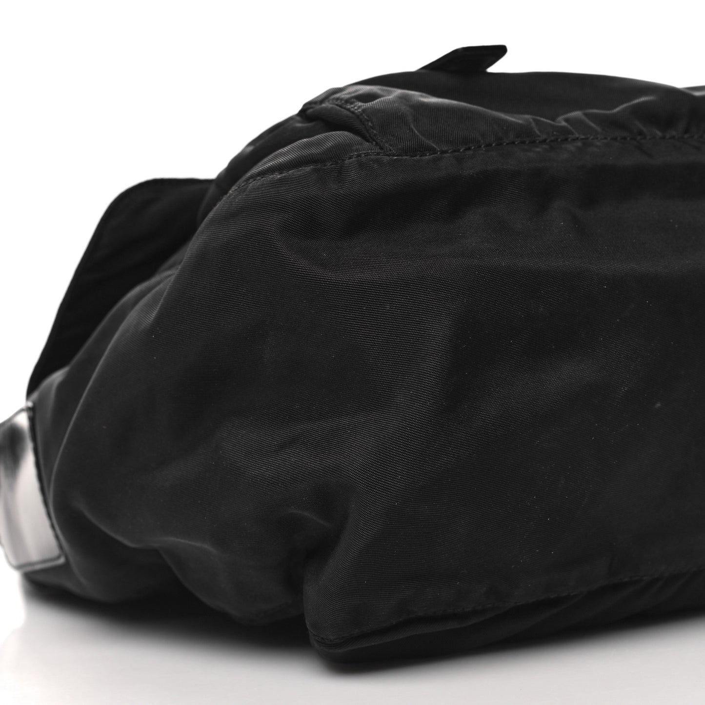 Nylon Vela Messenger Bag Black