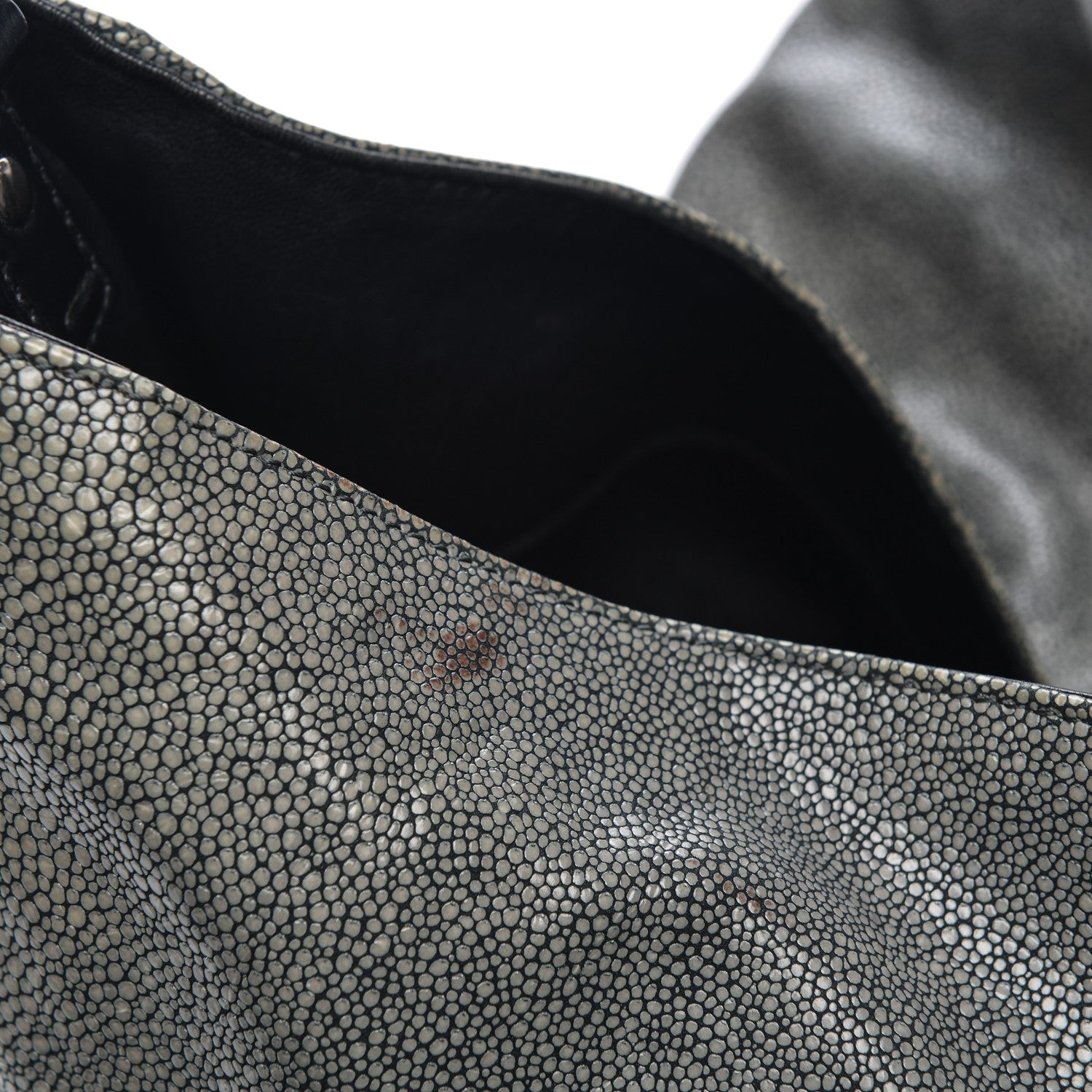 Saint Laurent Stingray Embossed Large Roady Silver 8 of 8