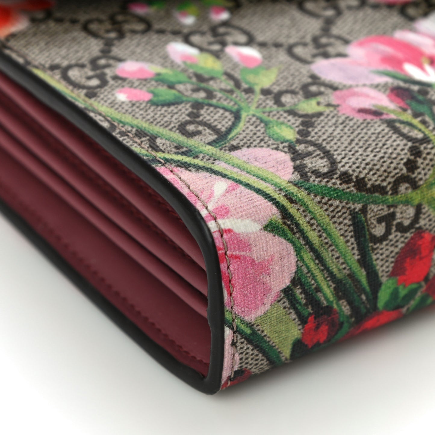 GG Supreme Monogram Blooms Mini Dionysus Chain Wallet Beige Multicolor Dry Rose