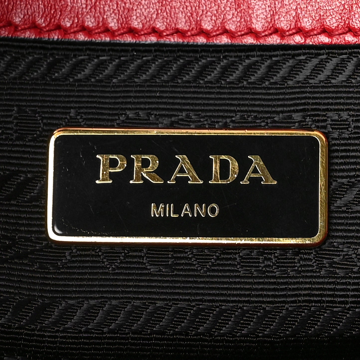 Saffiano Soft Calfskin Small Zippered Tote Fuoco