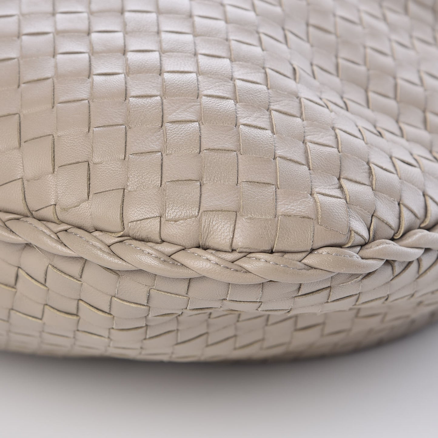 Nappa Intrecciato Large Veneta Hobo Limo