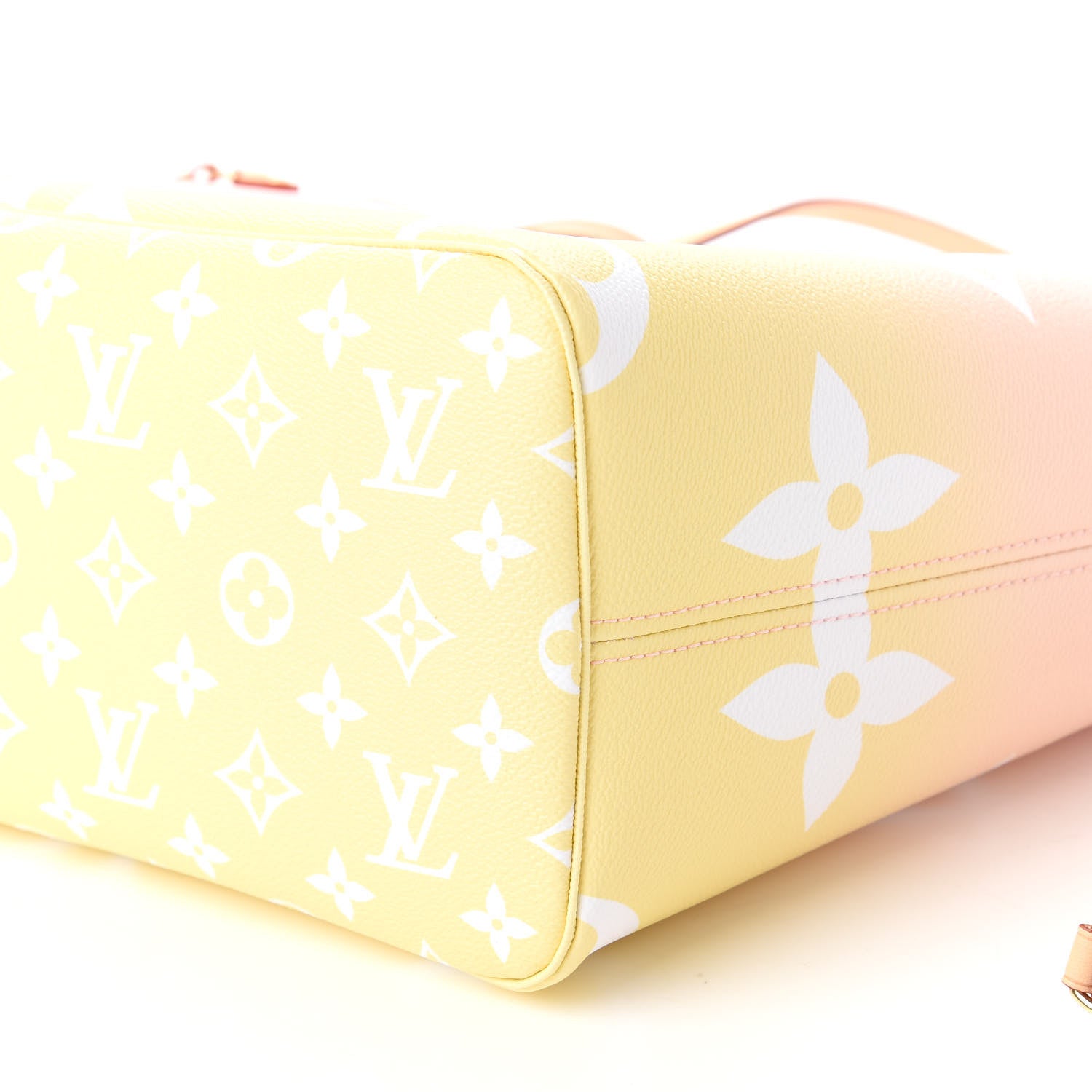 Louis Vuitton Monogram Giant By The Pool Neverfull MM Light Pink 7 of 10