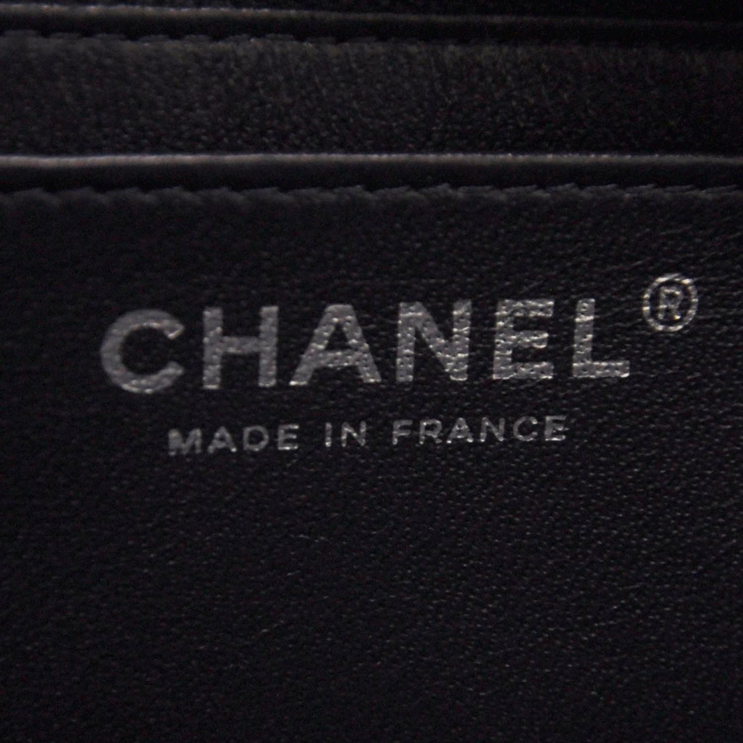 Crackled Patent Jumbo Flap Navy Blue