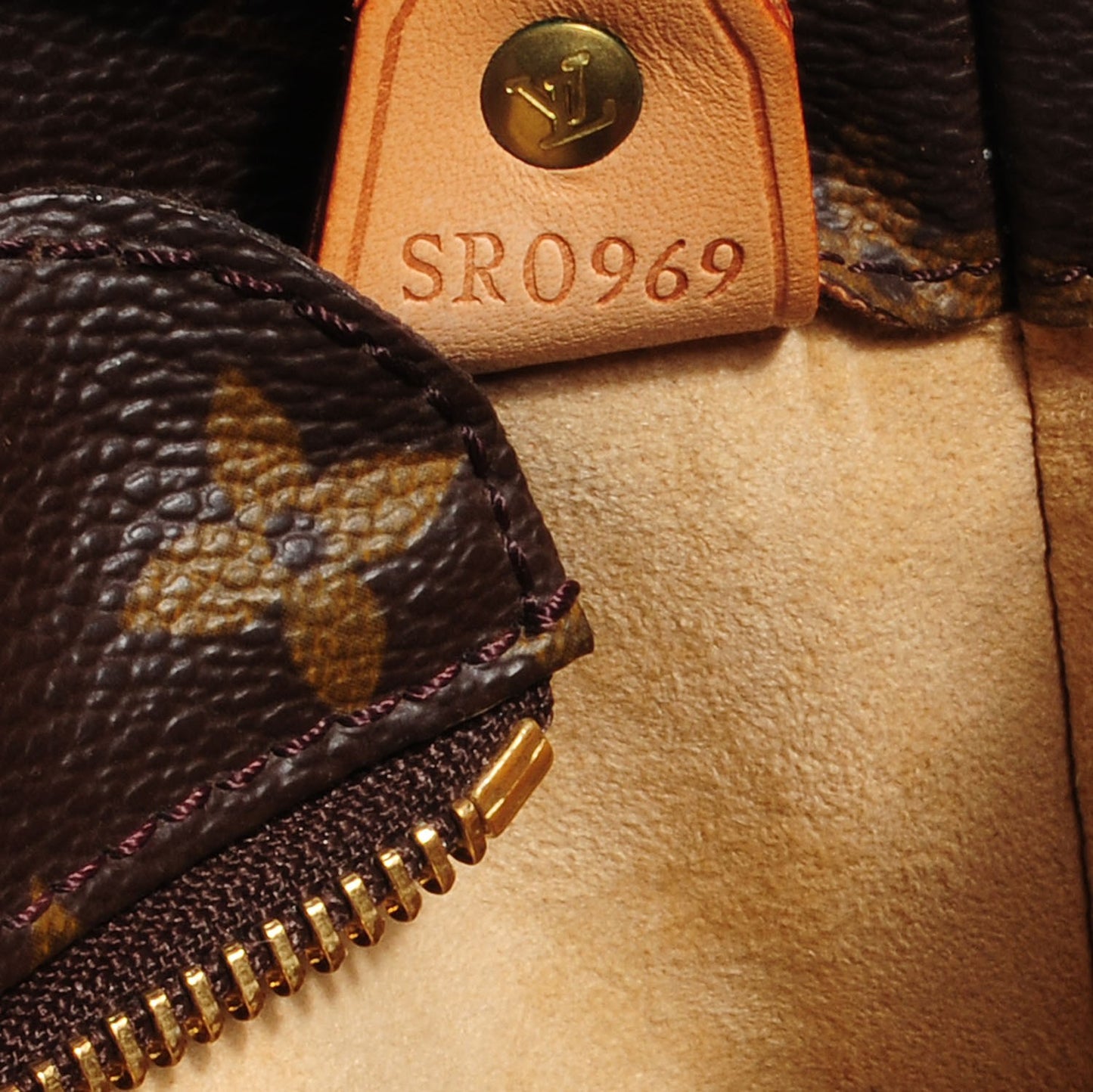 Monogram Luco