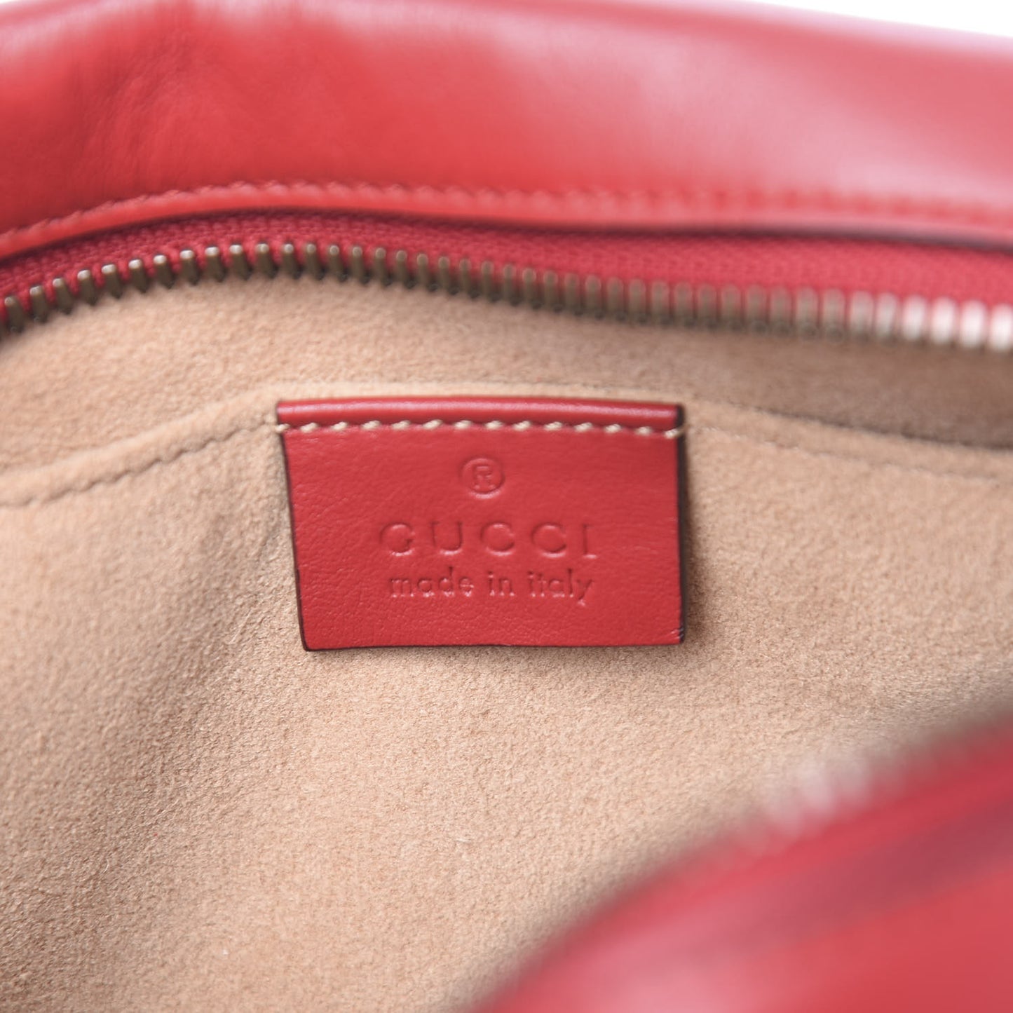 Calfskin Matelasse Small GG Marmont Chain Shoulder Bag Hibiscus Red