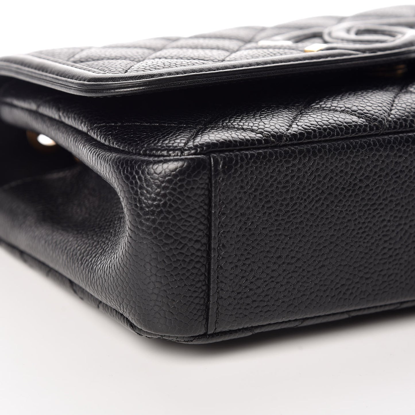 Caviar Quilted Small CC Filigree Flap Black