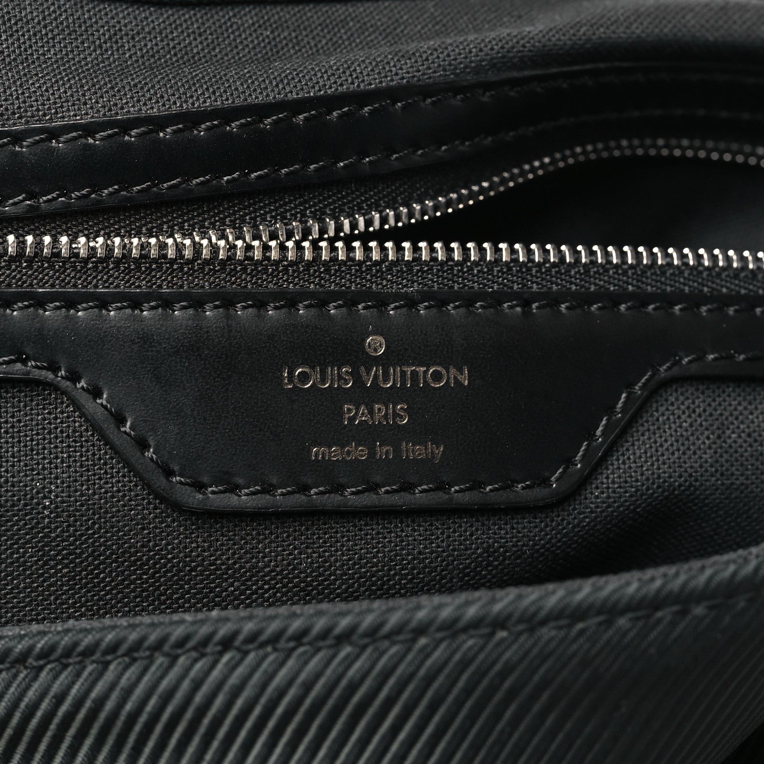 Louis Vuitton Taiga Dersou Messenger Bag Ardoise 6 of 14
