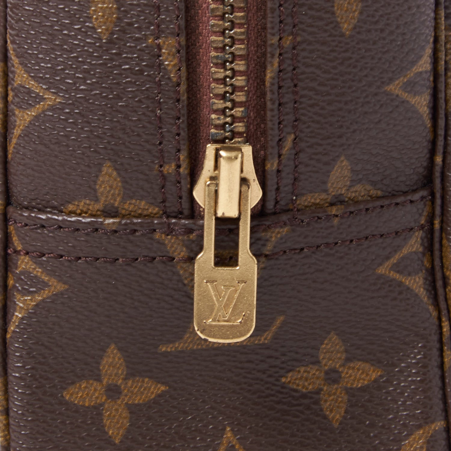 Louis Vuitton Monogram Trousse Toilette 28 8 of 8