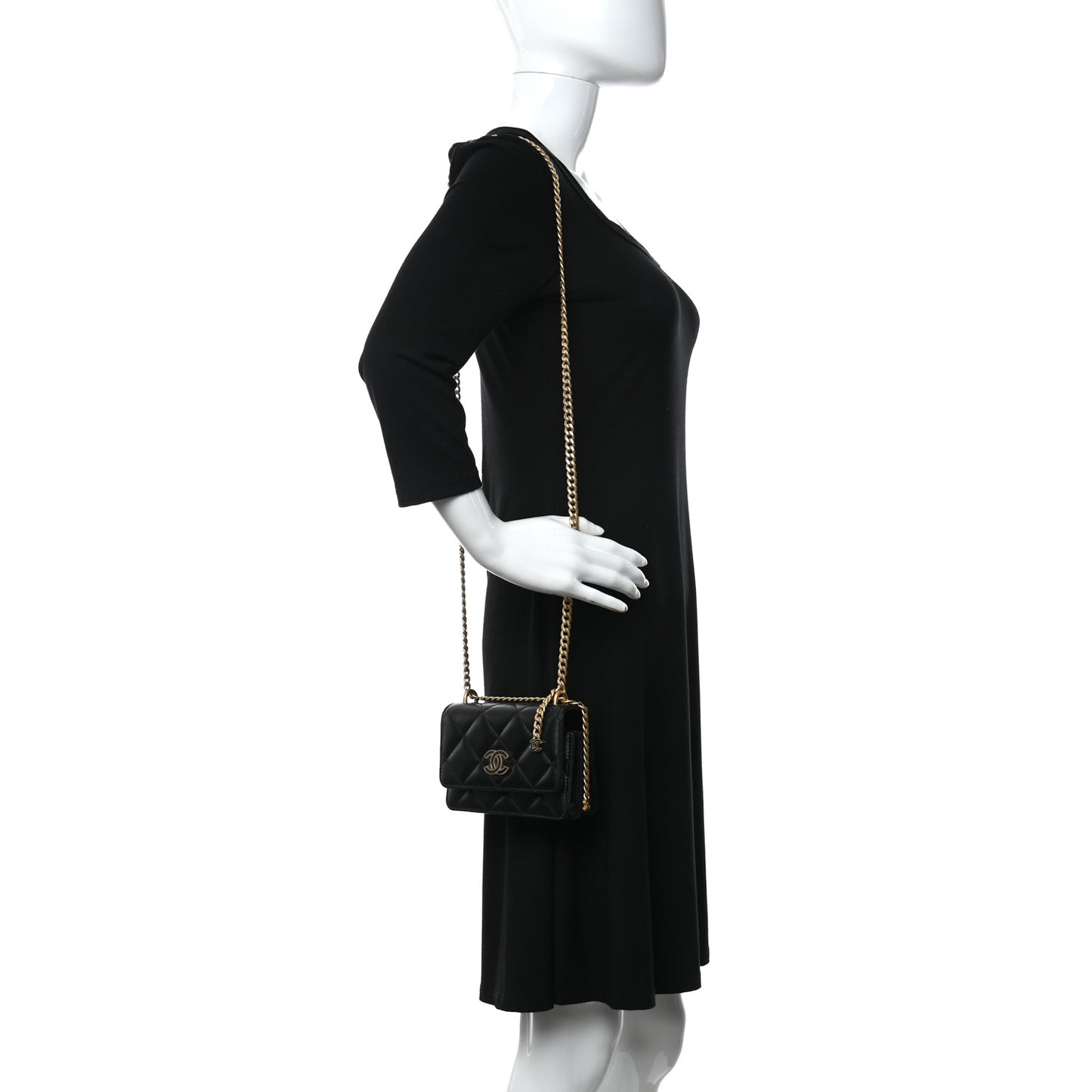 Lambskin Enamel Quilted Pending CC Clutch With Chain Black