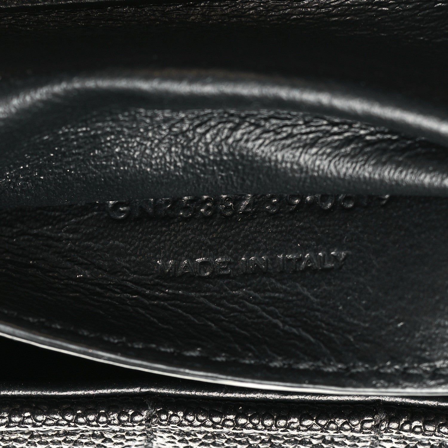Saint Laurent Grain De Poudre Matelasse Monogram Small Vicky Chain Bag Black 8 of 11