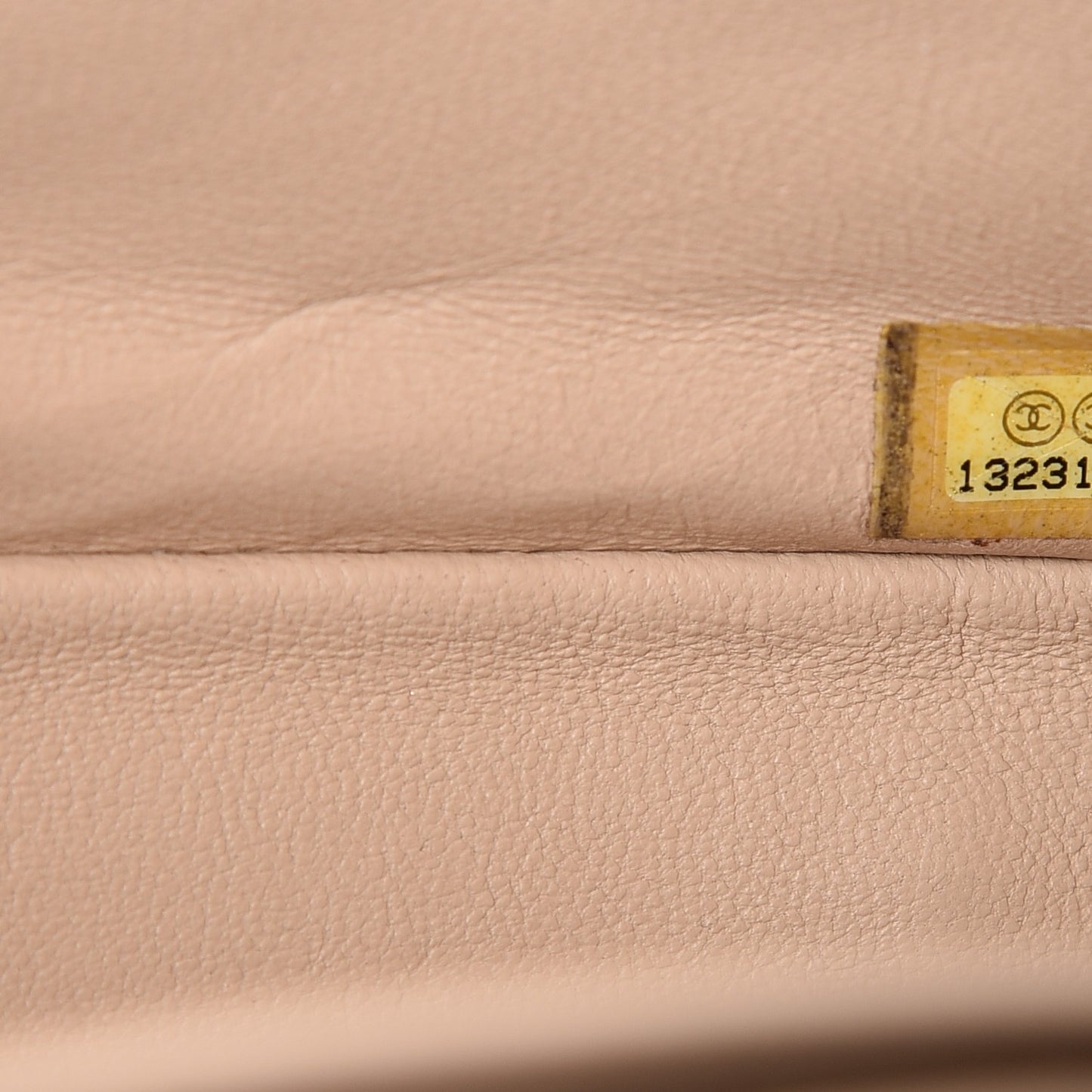 Caviar Quilted Jumbo Single Flap Beige Clair