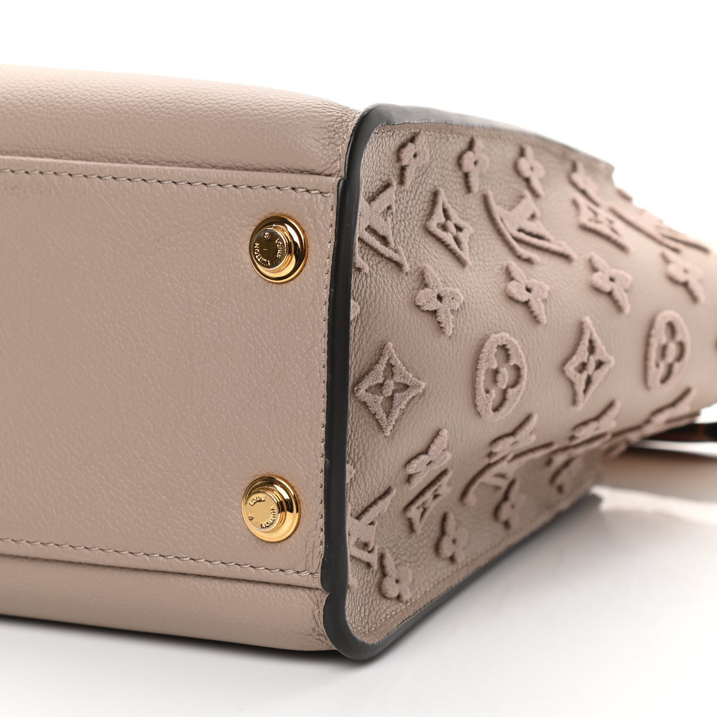 Calfskin Monogram Tufting On My Side Galet
