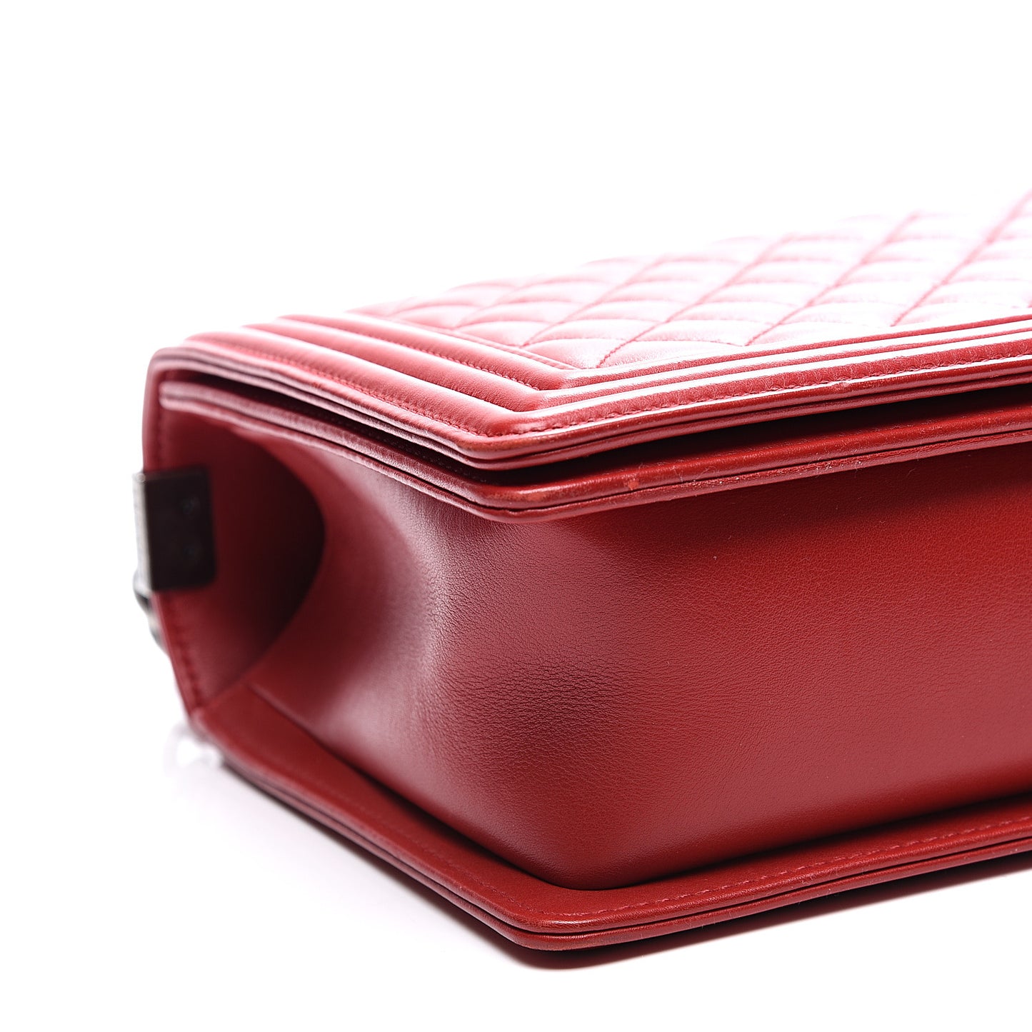 Lambskin Quilted New Medium Boy Flap Red