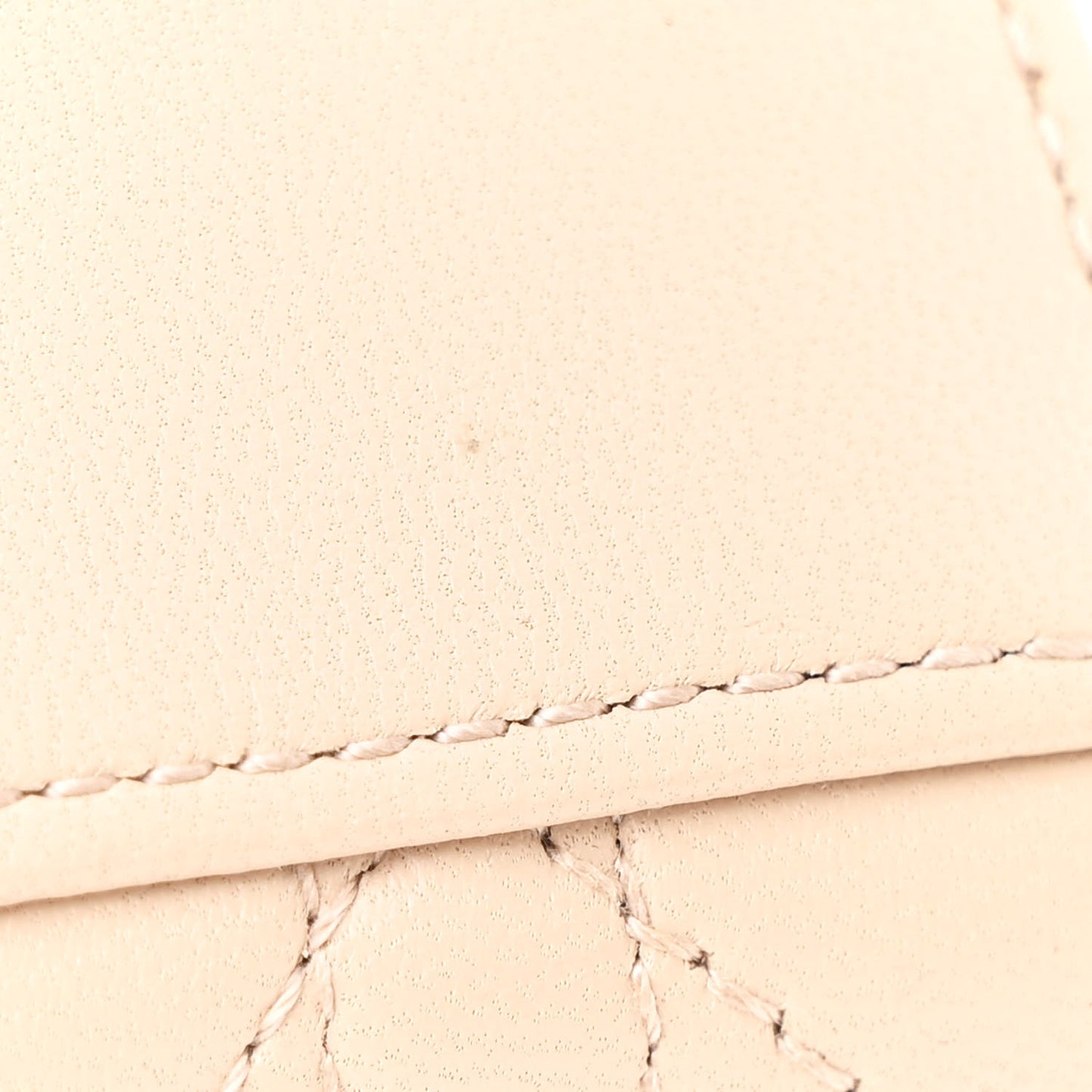 Lambskin Cannage Medium Lady D-Joy Beige Aesthetic
