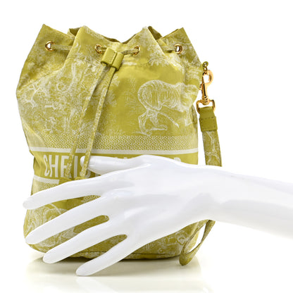 Christian Dior Technical Fabric Embroidered Toile De Jouy Sauvage DiorTravel Pouch 2 of 9