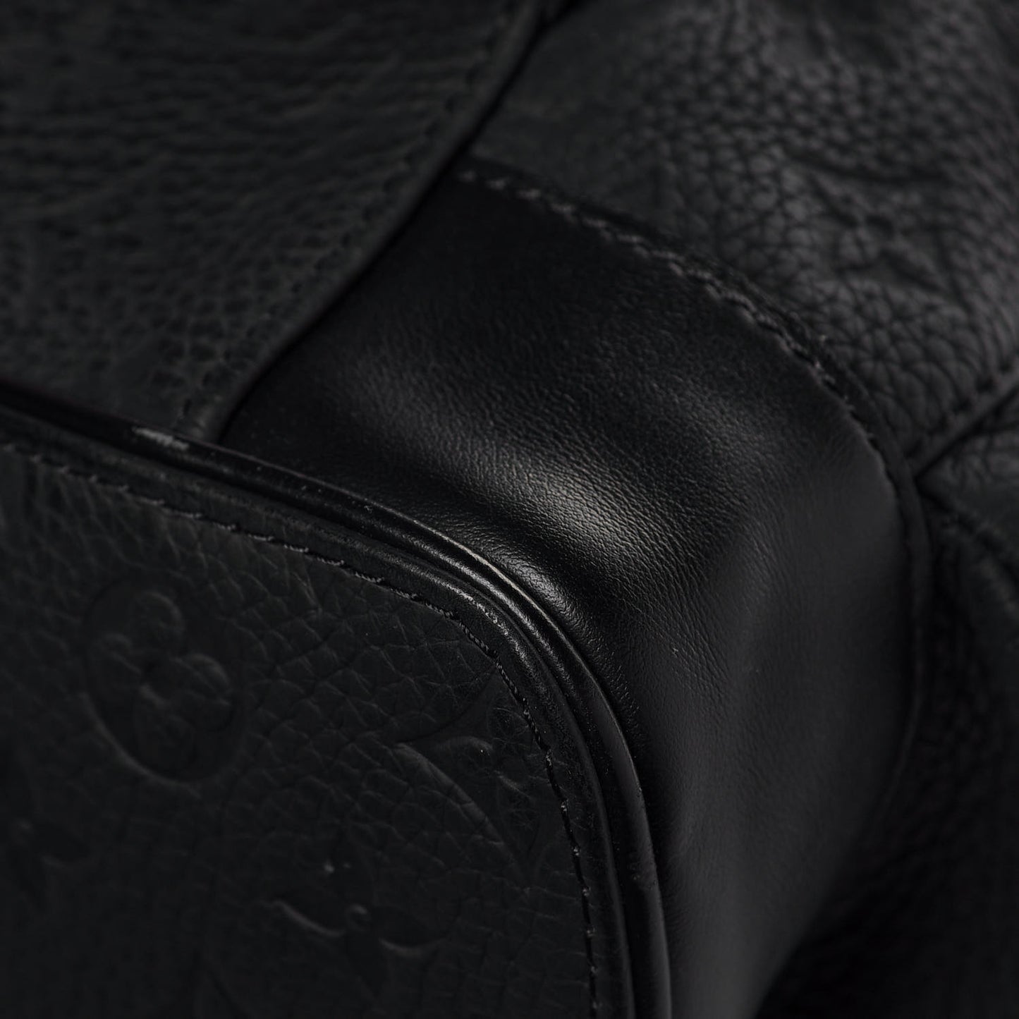 Taurillon Monogram Christopher MM Backpack Black