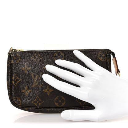 Louis Vuitton Monogram Bucket Pochette Accessories 2 of 10
