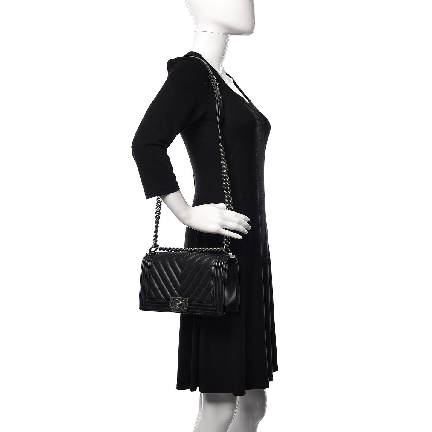 Calfskin Chevron Quilted Medium Boy Flap Black