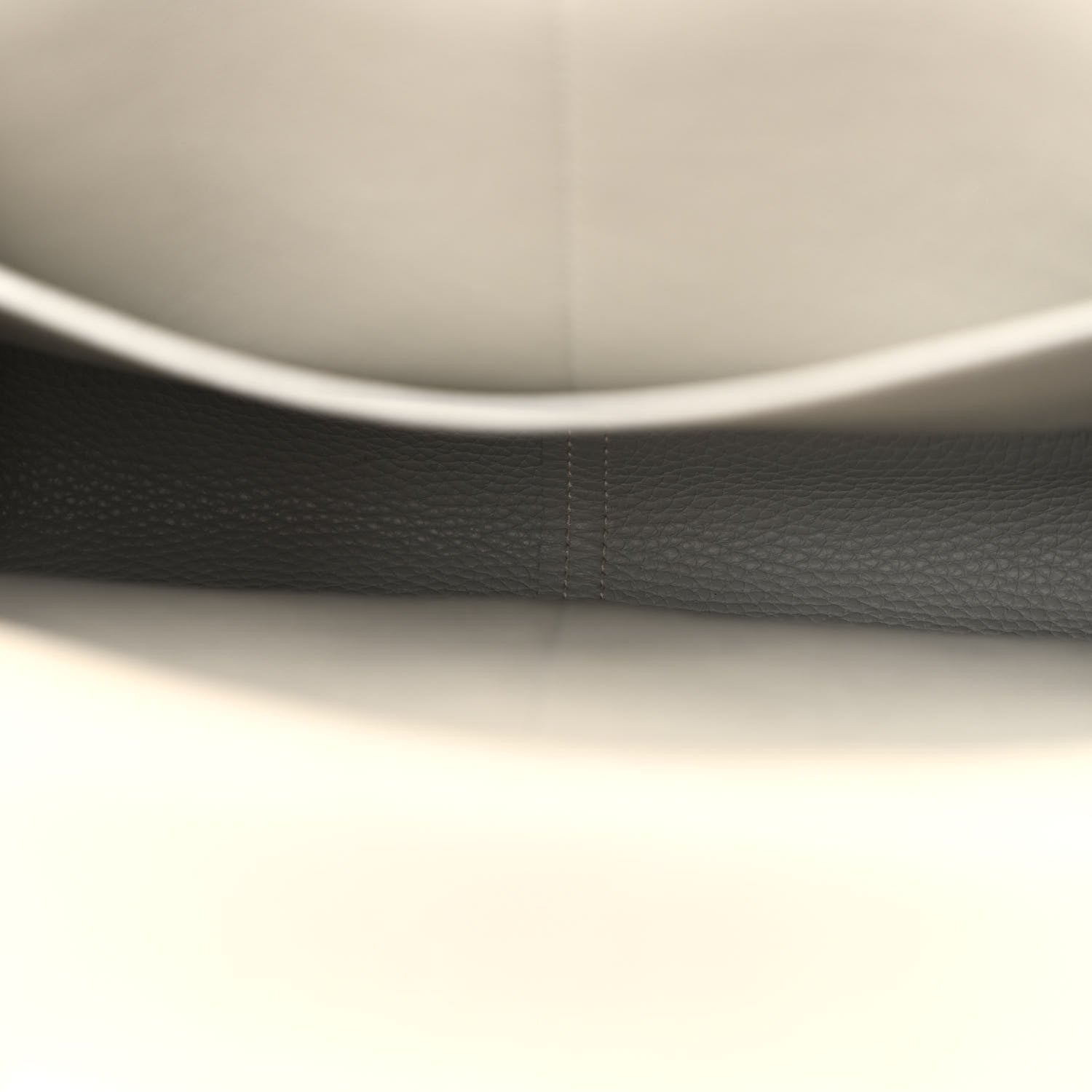 Hermes Taurillon Clemence Halzan 31 GM Gris Perle 5 of 11