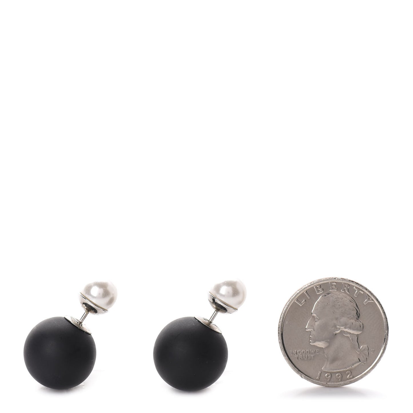 Mise En Dior Tribal Earrings Matte Black Pearl