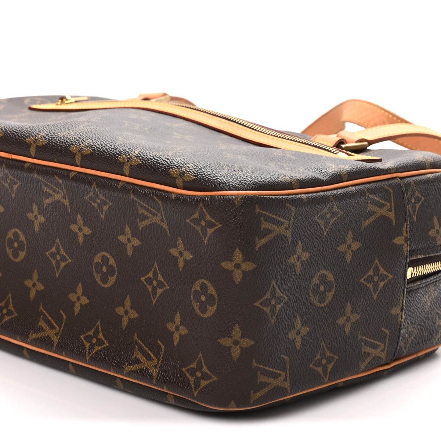 Monogram Cite GM