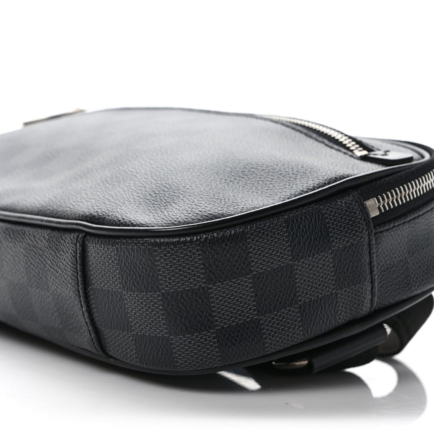 Damier Graphite Ambler