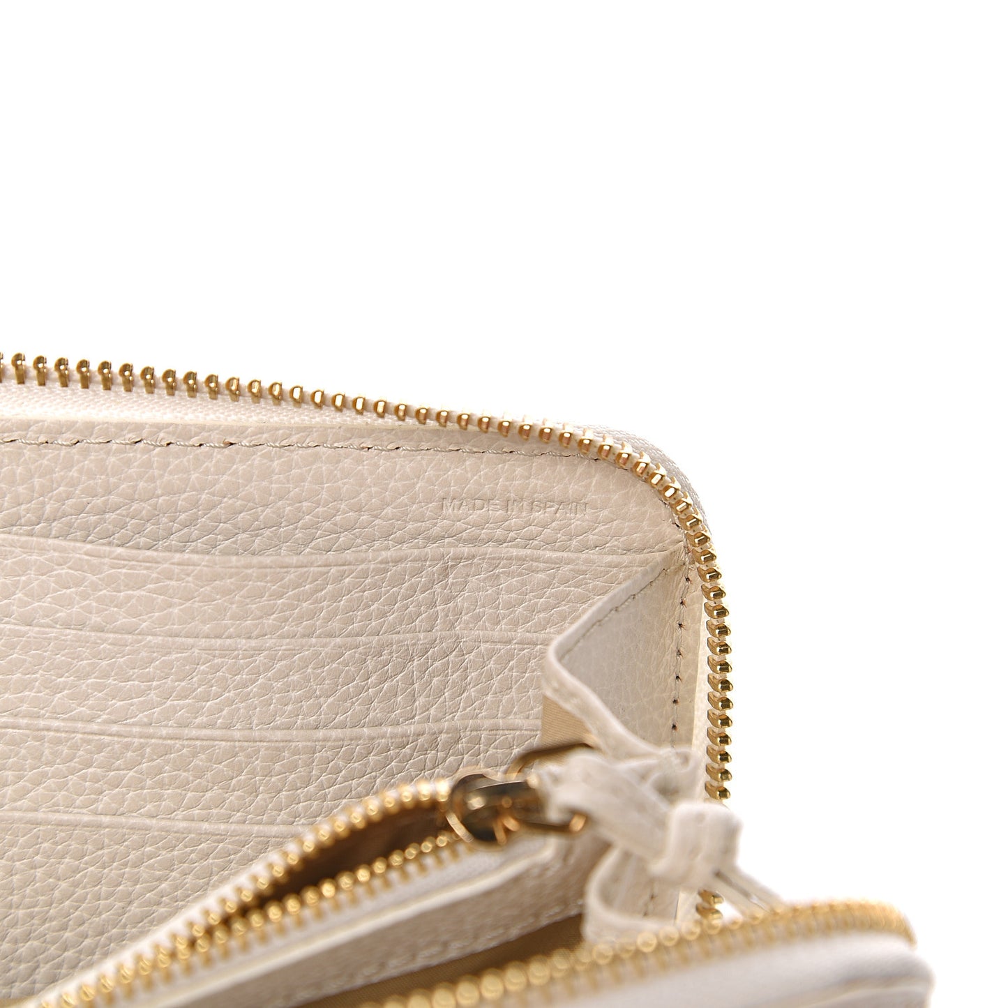 Grained Calfskin Paraty Long Zip Around Wallet Cream