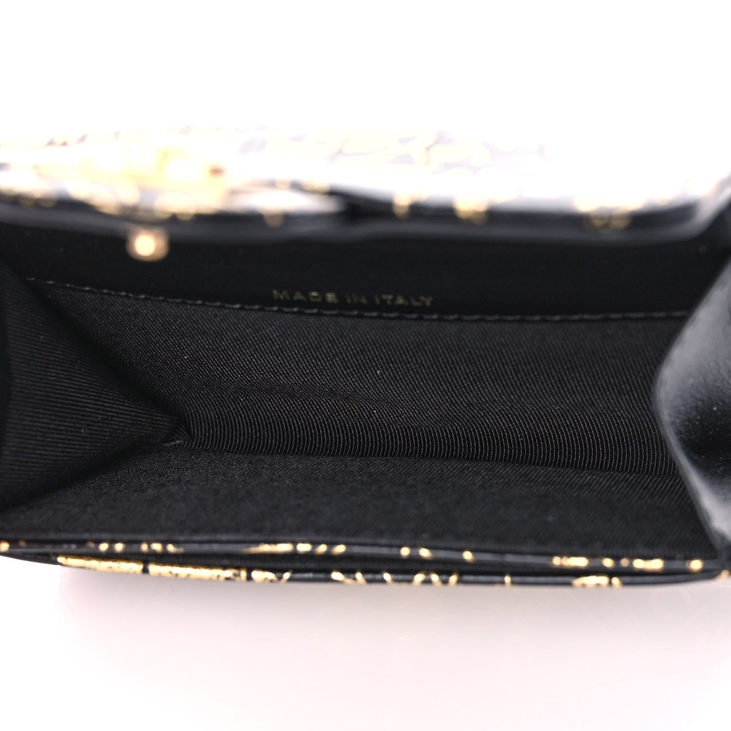 Chanel Calfskin Crocodile Embossed Graffiti 2.55 Cocodile Reissue Flap Card Holder Black Gold 5 of 11