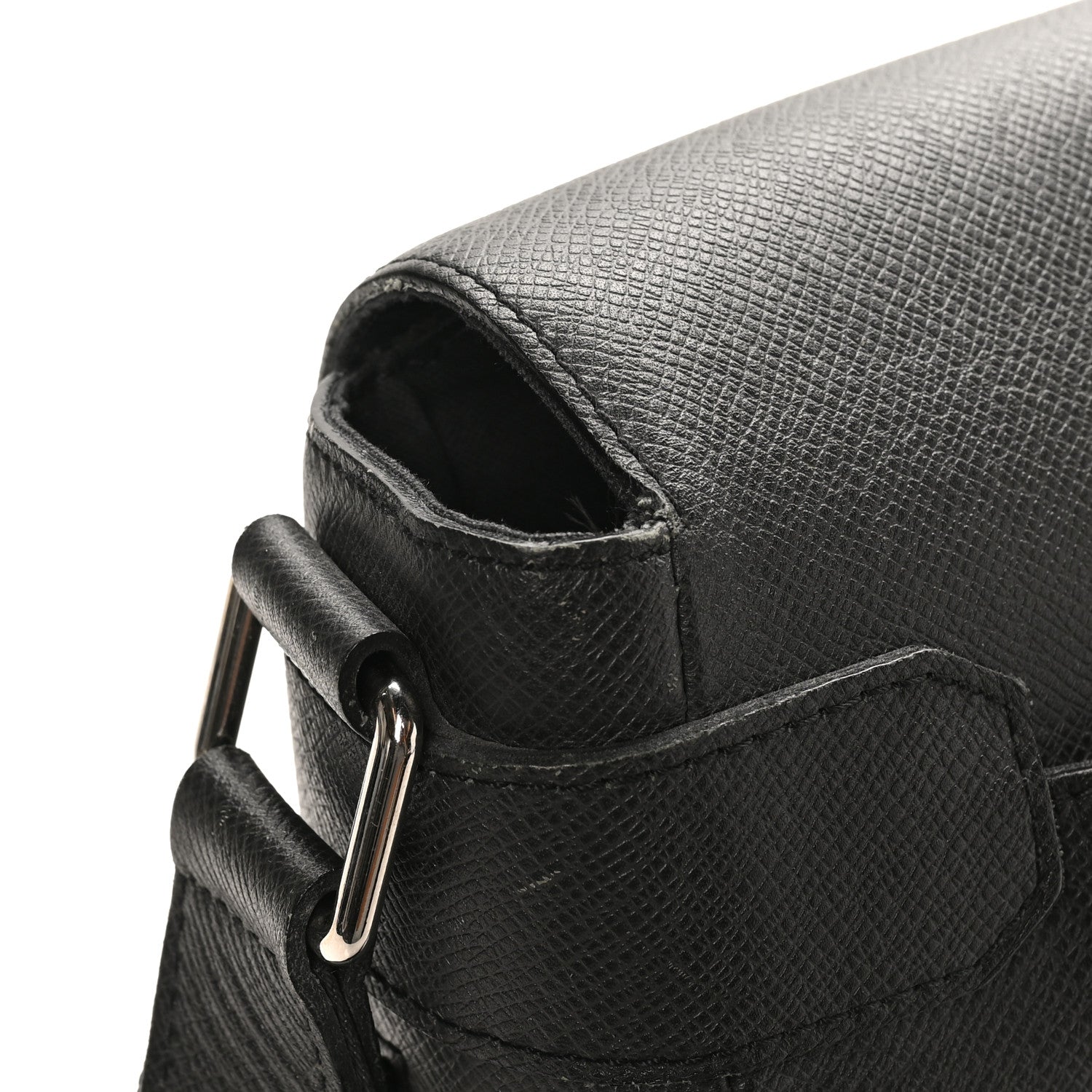 Louis Vuitton Taiga Roman GM Messenger Black 10 of 10