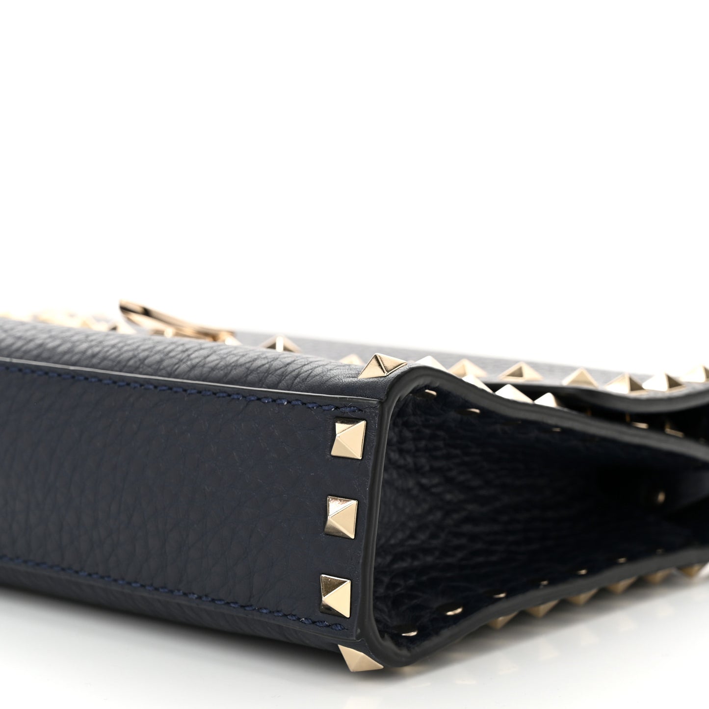 Pebbled Calfskin Medium Rockstud Flip Lock Crossbody Bag Navy