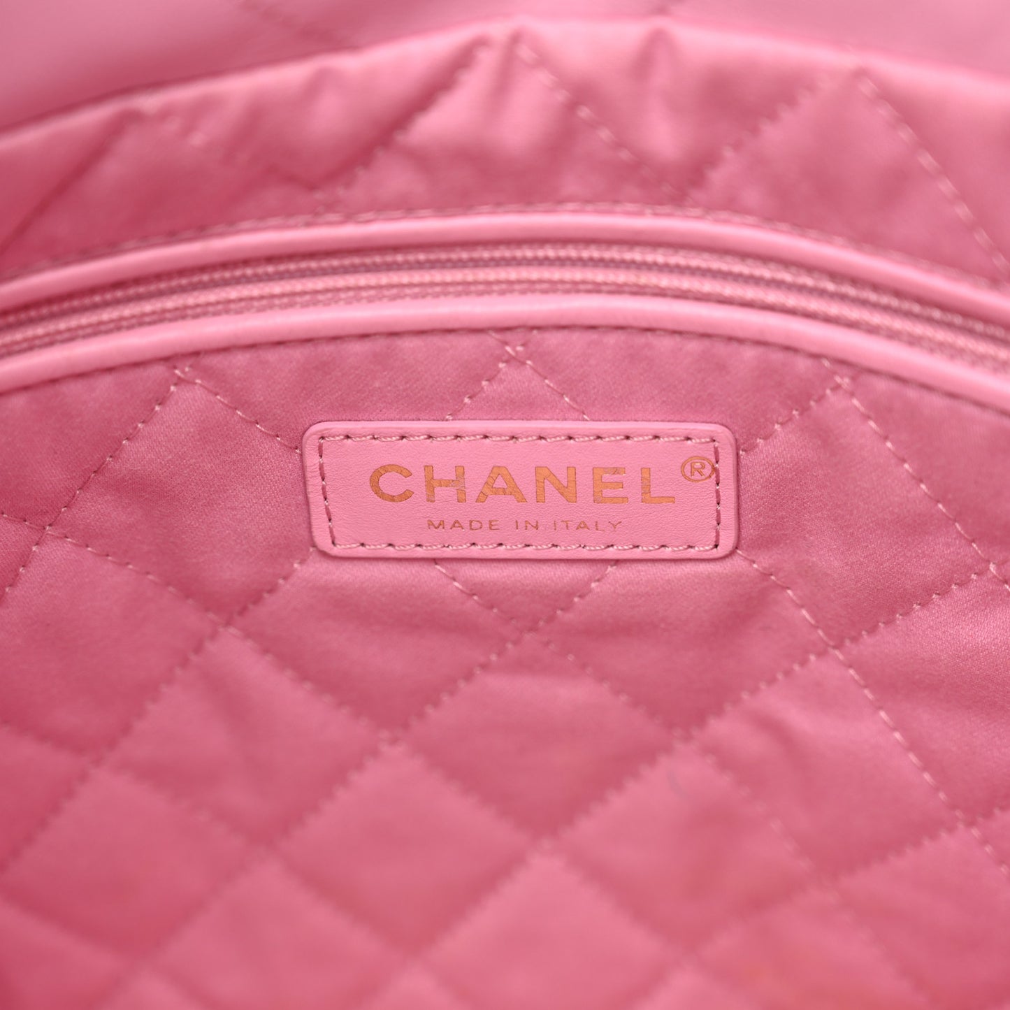 Shiny Calfskin Quilted Small Chanel 22 Lilac