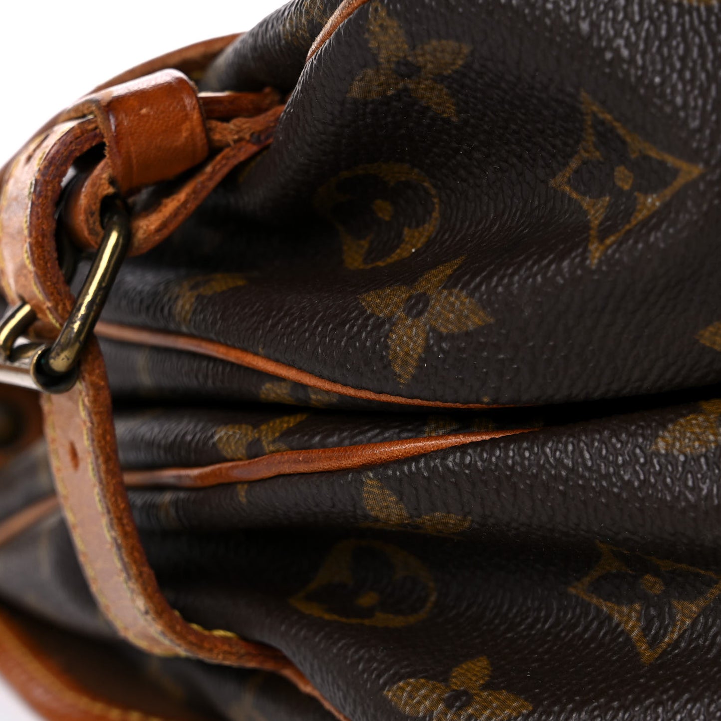 Monogram Saumur 30