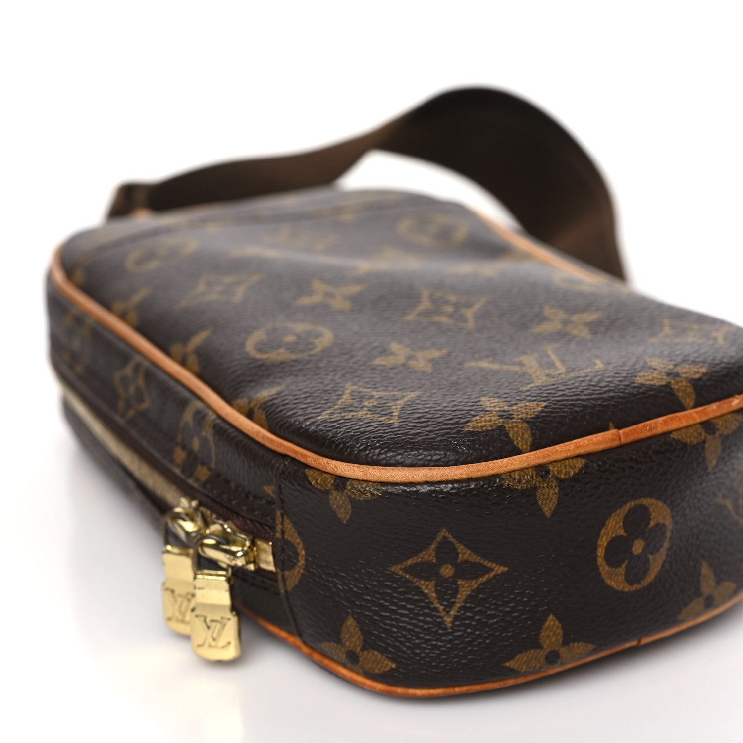 Louis Vuitton Monogram Pochette Gange 7 of 10