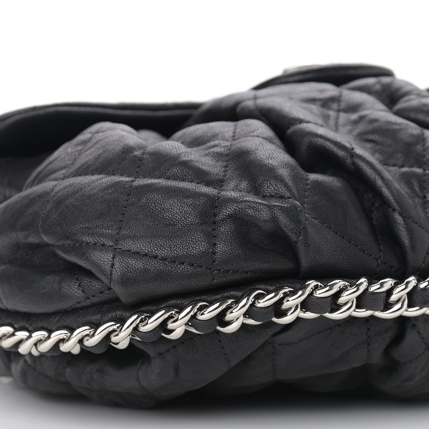 Washed Lambskin Quilted Chain Around Messenger Black