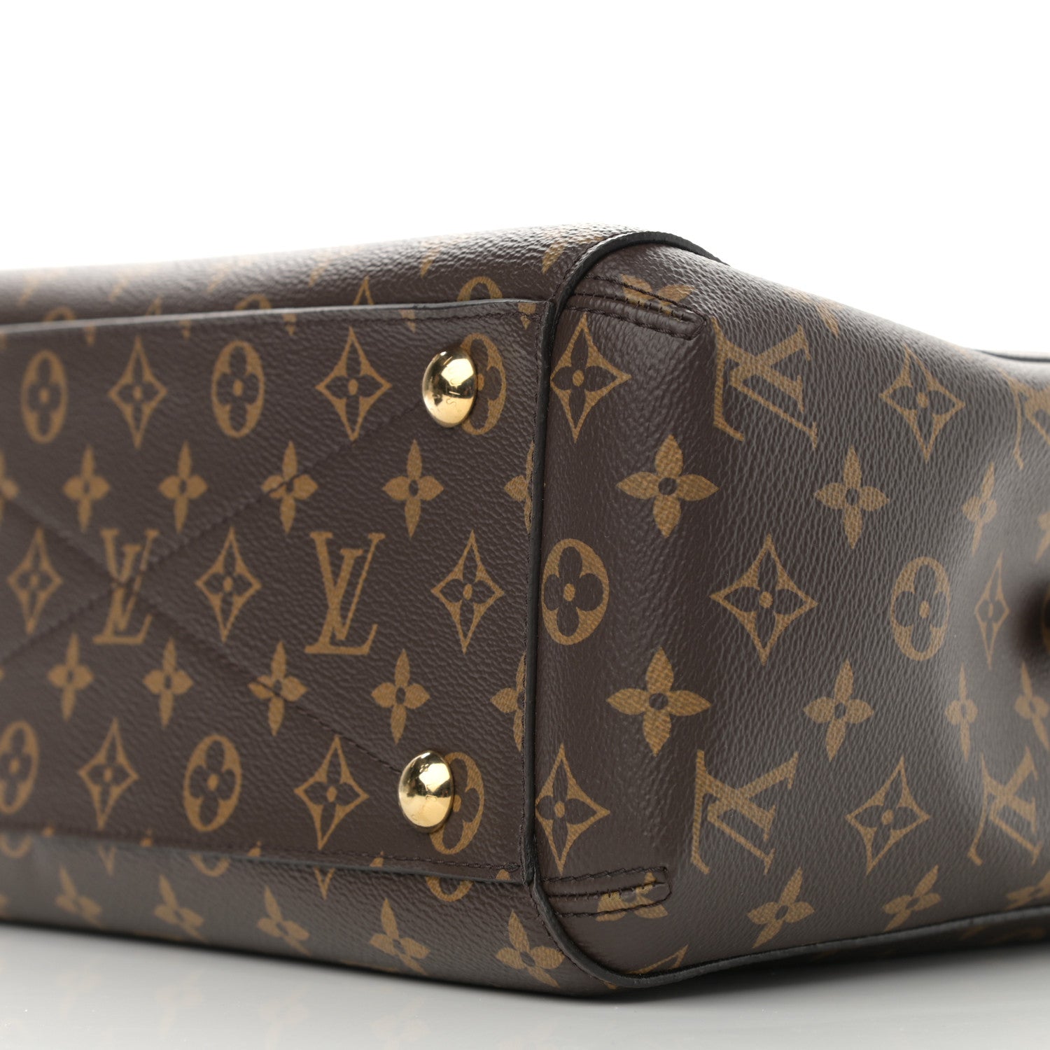 Louis Vuitton Monogram Montaigne MM 11 of 11