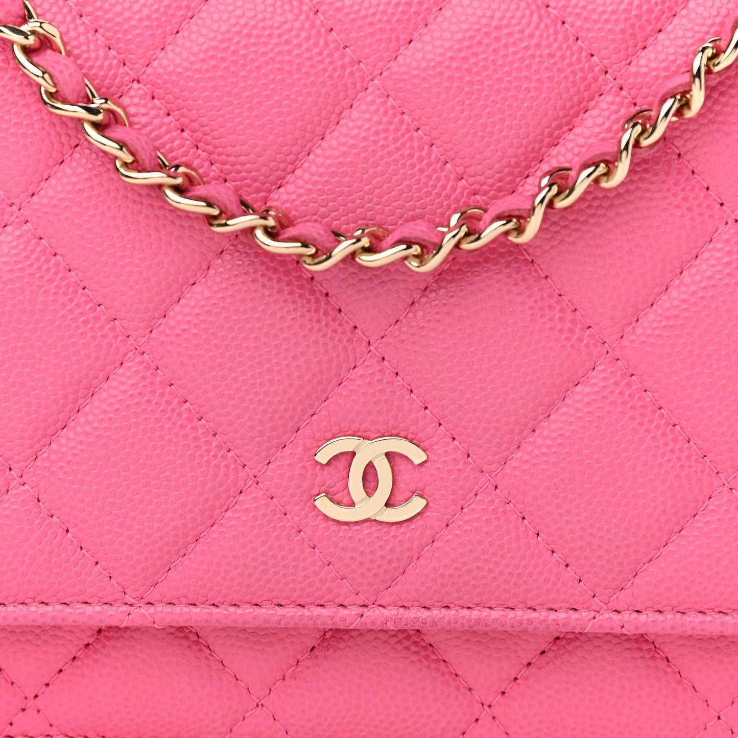 Caviar Quilted Wallet on Chain WOC Pink