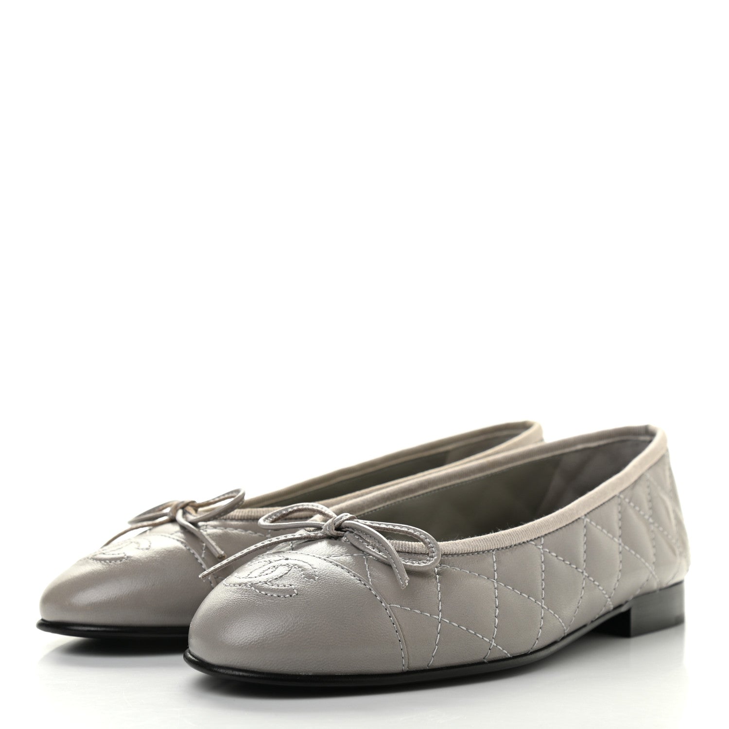 Chanel Crumpled Lambskin Quilted CC Ballerina Flats 35 Grey 3 of 8