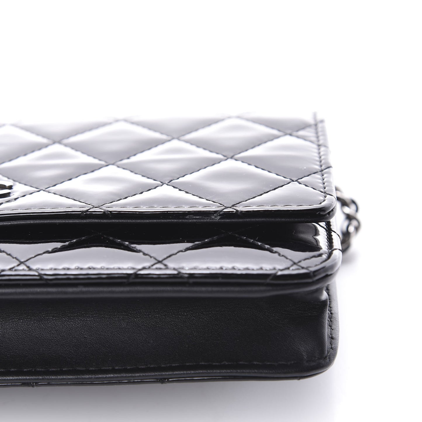 Patent Quilted Wallet On Chain WOC Black