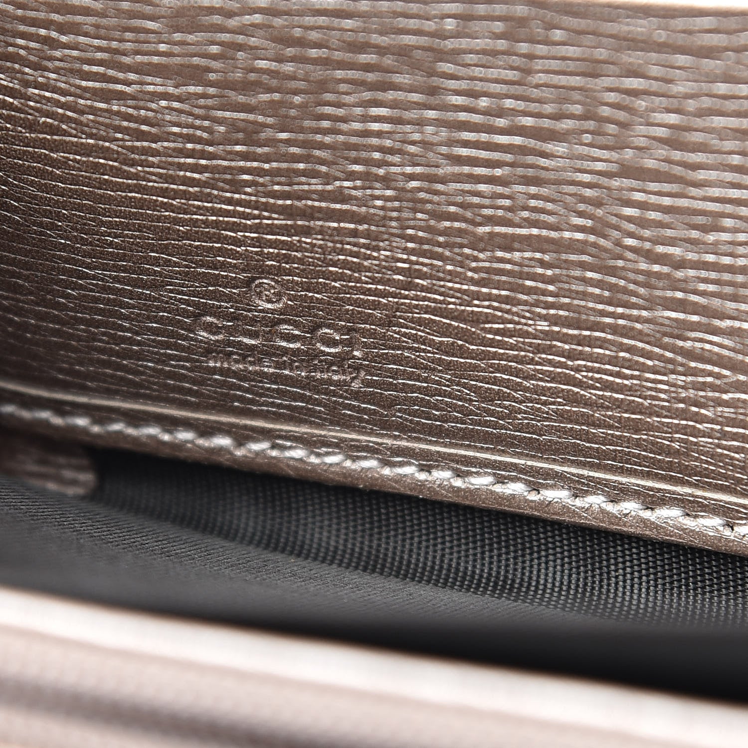 Gucci Metallic Shangai Calfskin Lovely Zip Around Wallet Dark Shell 6 of 8