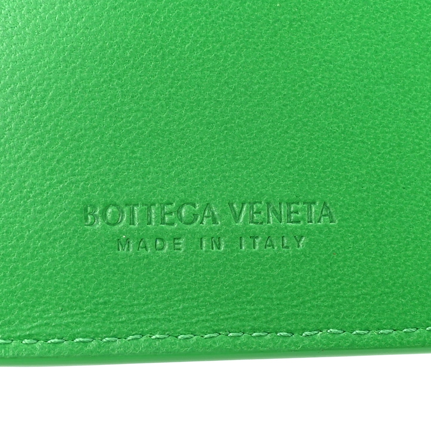 Nappa Intrecciato Zipped Card Case Parakeet