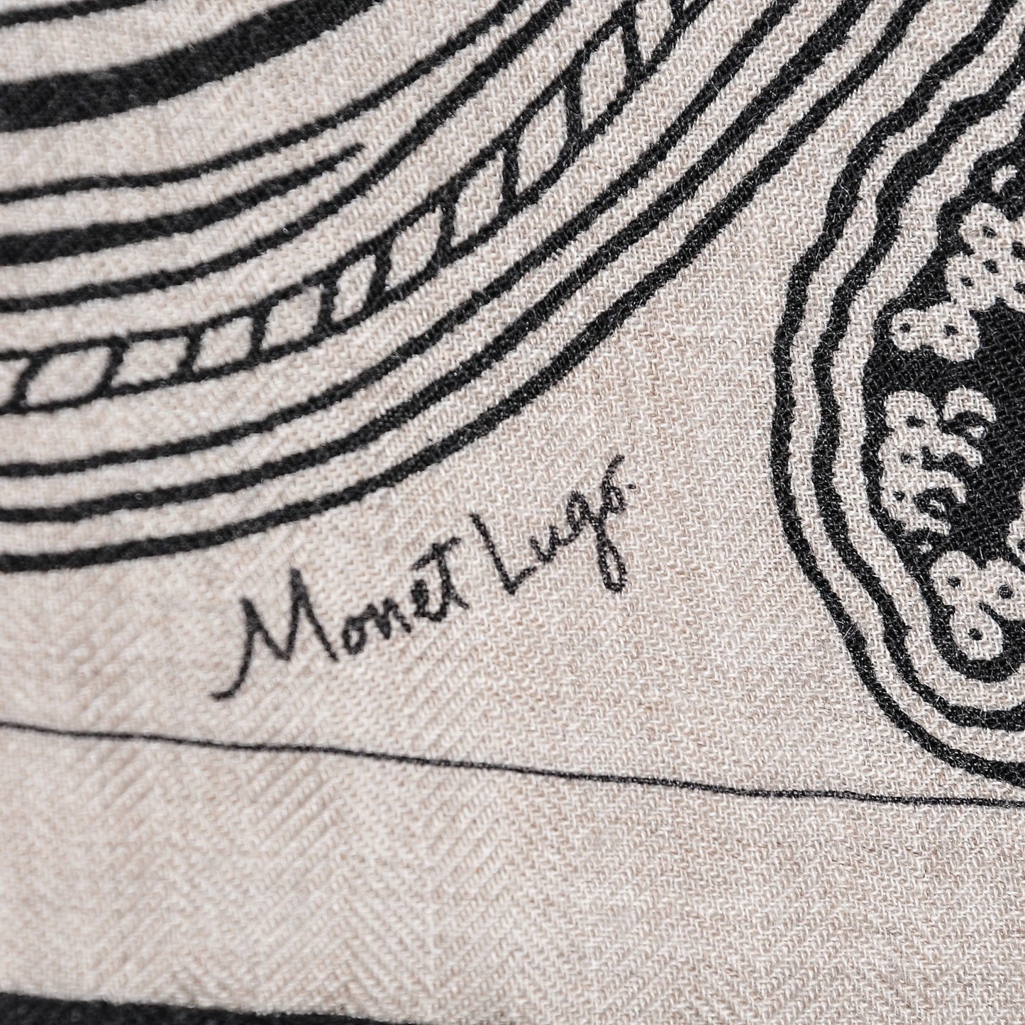 Cashmere Silk L'Arbre Du Vent Shawl 140