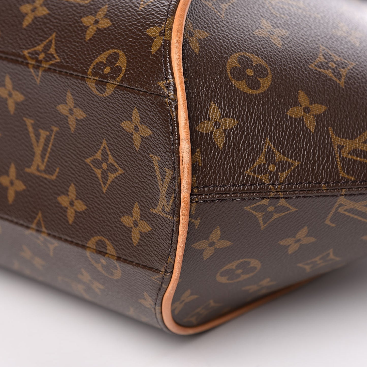 Monogram Ellipse MM