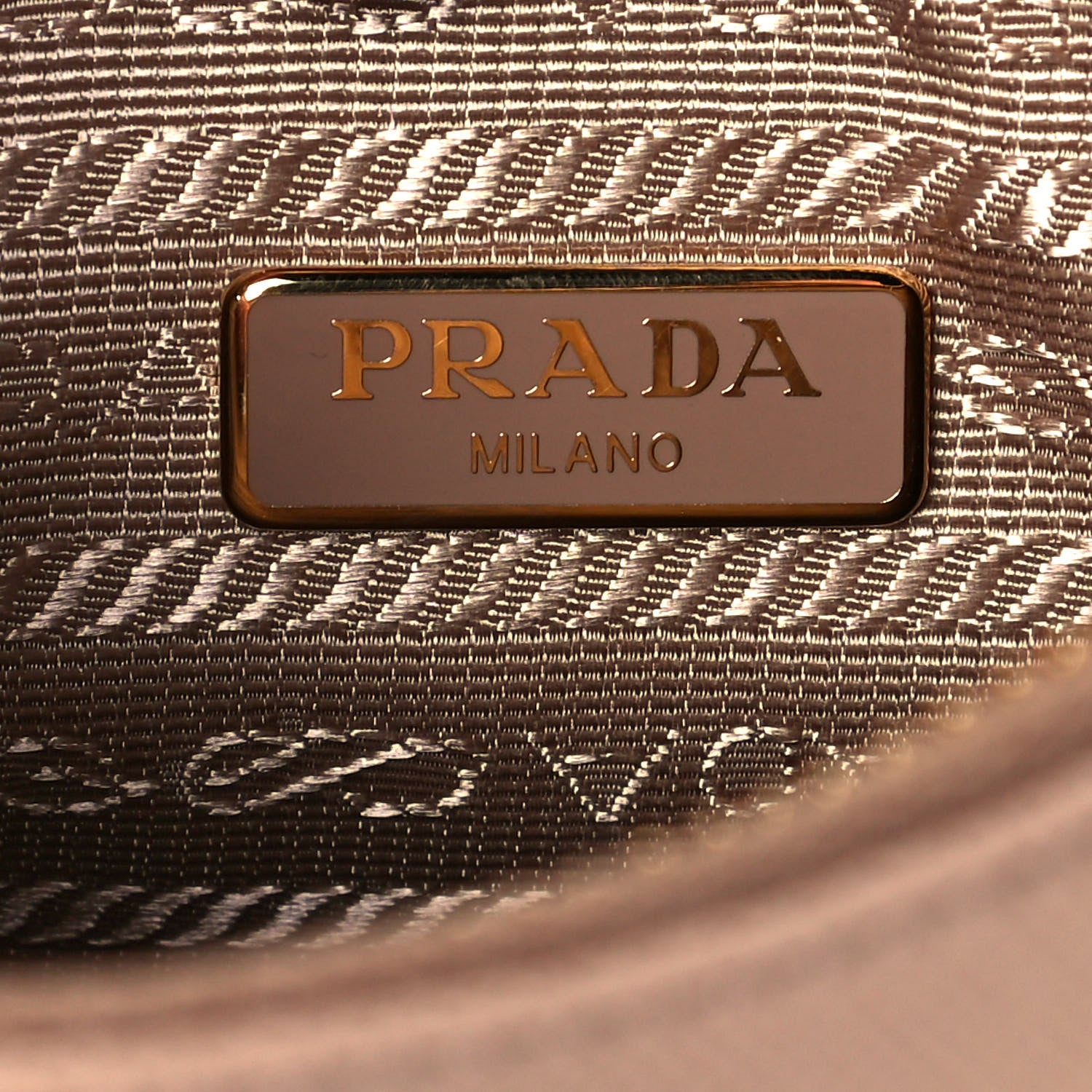 Prada Saffiano Re-Edition 2005 Shoulder Bag Cammeo Beige 6 of 12