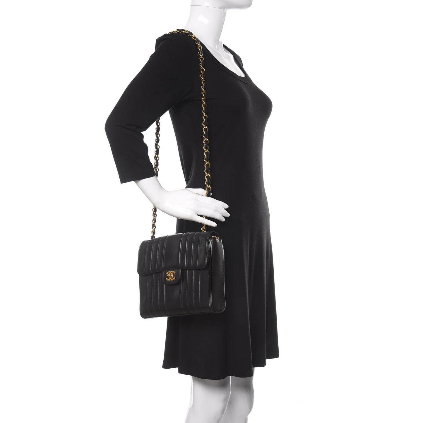 Lambskin Vertical Quilt Jumbo Single Flap Black