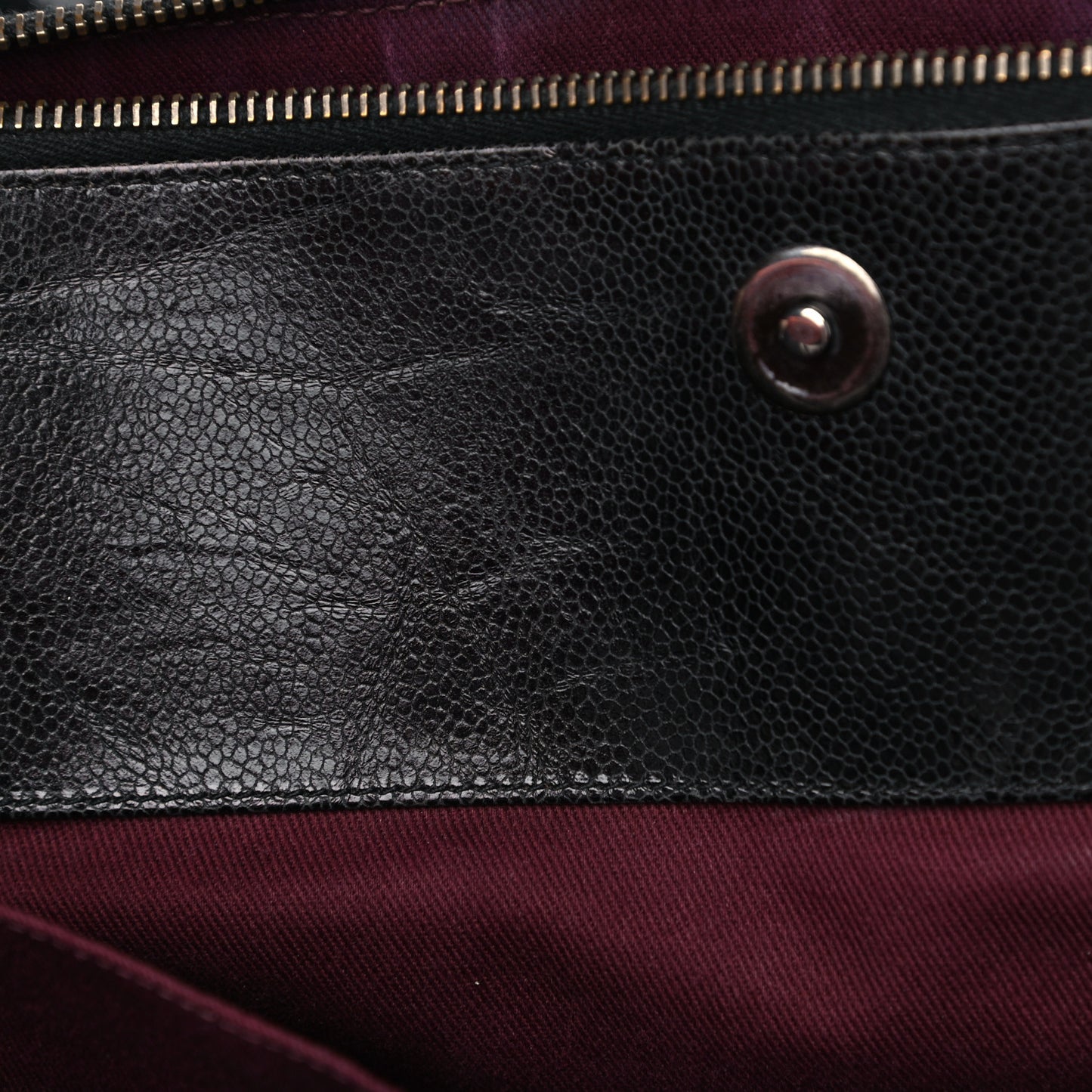 Crumpled Grained Calfskin Quilted CC Crave Tote Black