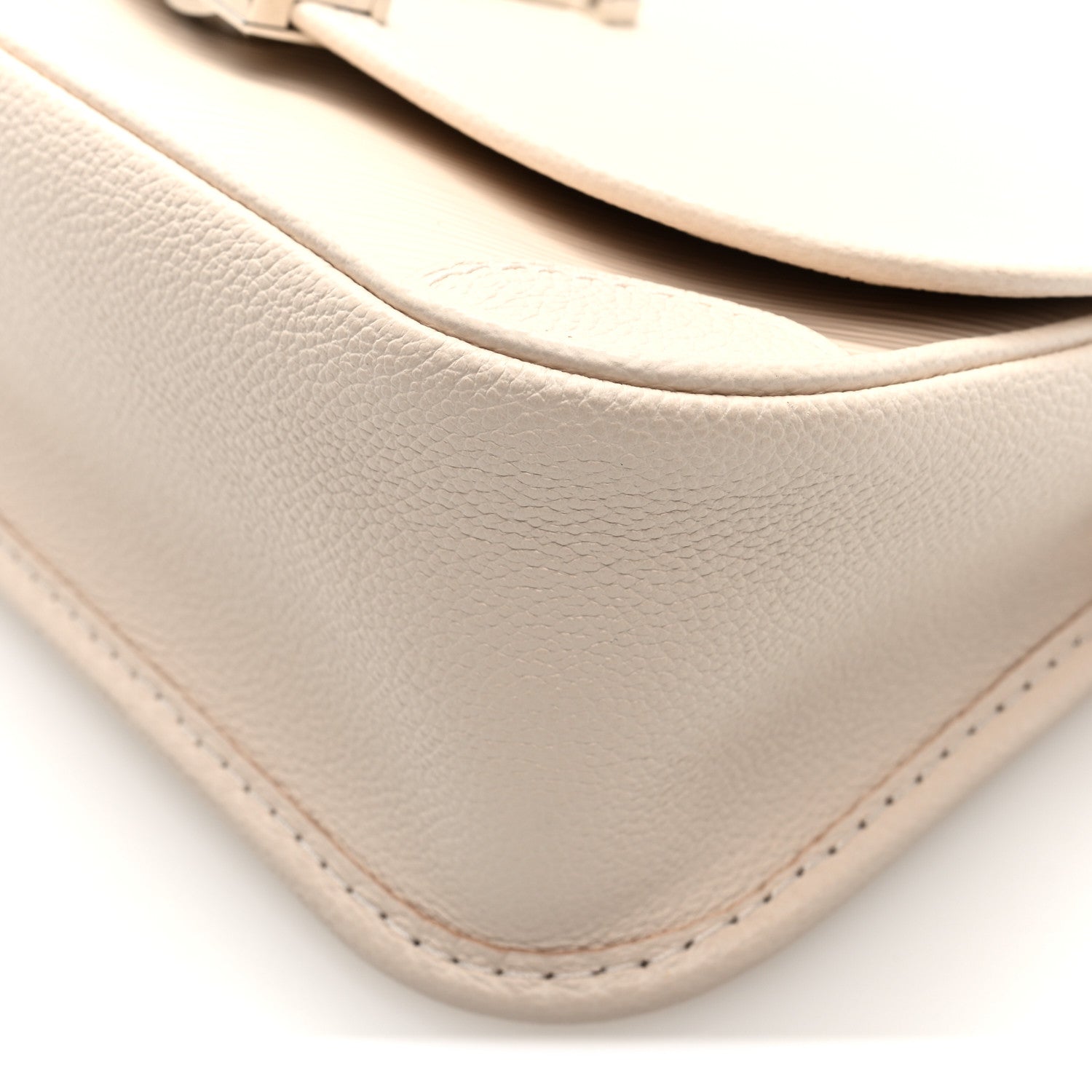 Louis Vuitton Epi Buci Crossbody Quartz 9 of 9